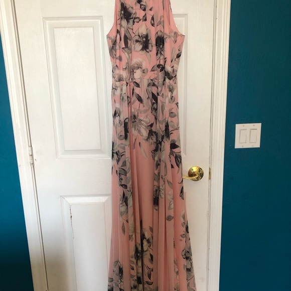 Eliza J Belted Chiffon Halter Maxi Dress Size: 12 - Picture 3 of 7